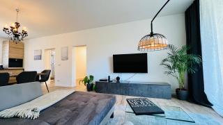 Stylish 3-Room Apartment with Terrace & Parking - 2