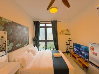 Neu Suites By Serenity Homes Near Gleneagles, KLCC & LRT - 1