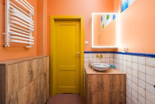 Metro Młynów Colourful Apartment - 1