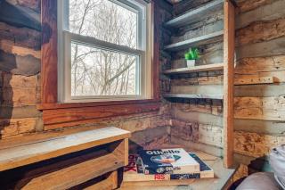 Maggie Valley Log Cabin Deck and Mountain Views! - Maggie Valley - 5