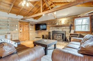 Maggie Valley Log Cabin Deck and Mountain Views! - Maggie Valley - 6