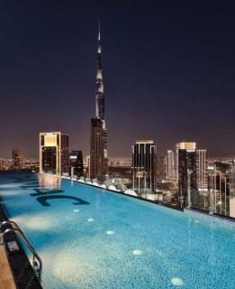 Burj View 3BDR with Rooftop Infinity Pool - 9
