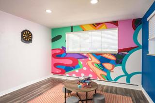 4 Bed And 3 Bath With An Amazing Yard And Hot Tub - 3