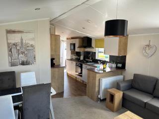 13 Chorley close - 4