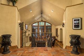 The Mountain Chateau With Stunning Views - 1