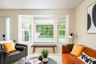 Artist Getaway In Downtown Westminster - Westminster - 9