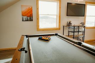 New Cabin Pet Friendly With A Game Room And King Beds - 7