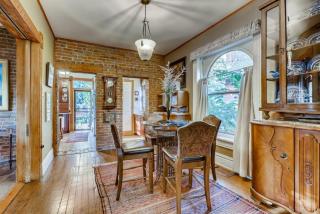Artsy Victorian Great Location And Amazing Outdoor Space - 8
