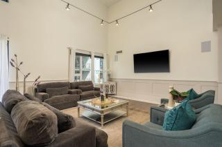 Ultra Luxury Loft With A Fireplace In The Rooftop In RiNo - 4