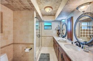 502 Massive 5 bedroom estate with pool - Marco Island - 9