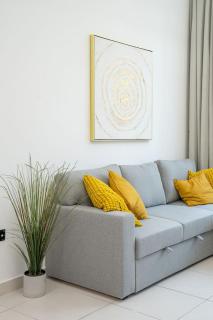 Marina View 2BR Near Metro - 3