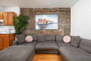 Prime Location Gorgeous 4BR Downtown MTL - Montréal - 9
