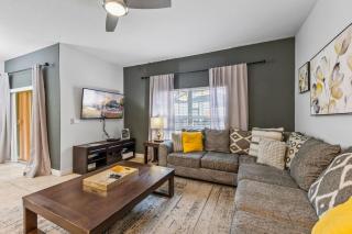 Wonderful 4 bed Family Home with Private Pool - 5