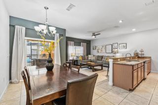 Wonderful 4 bed Family Home with Private Pool - 4