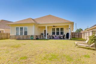 2 Mi to Beach Bright Navarre Home with Fire Pit! - Navarre - 9