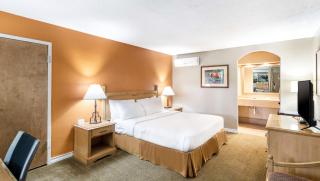 Pearl on the Concho - 5