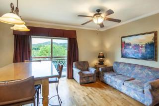 Parkway Romance #247 - Pigeon Forge - 1