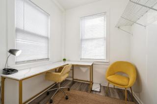 Cozy Two Bedroom Unit near Lakeview Lincolnpark Wrigley - Chicago - 2