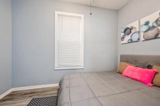 Cozy Two Bedroom Unit near Lakeview Lincolnpark Wrigley - Chicago - 6
