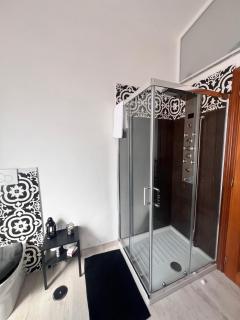ROSSI SUITE Fco - - 1