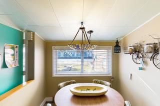 4th Avenue Beach Cottage - 3