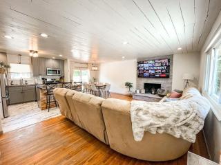 The Springs Sanctuary_central location_games! - 6