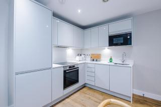 Stylish City Centre Apartment! - 1