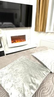 Bellamy stylish studio apartment with free garage - 4