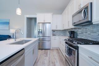Brand New, Steps To Beach, Gulf Views, Heated Pool - Panama City Beach - 5