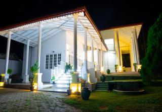The Heavens Bungalow Katunayake - 9
