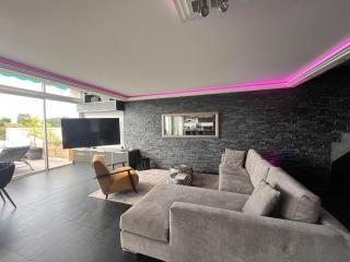 Très beau duplex avec Jacuzzi privatif - 0