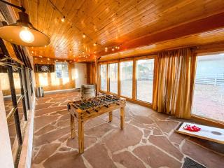 Peaceful Getaway_Heart of COS_mins to downtown - 8