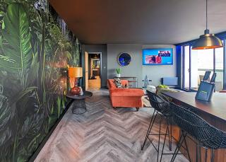 The Directors Penthouse - Leeds - 8