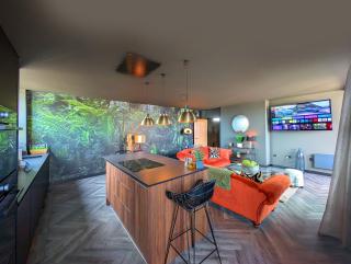 The Directors Penthouse - Leeds - 7