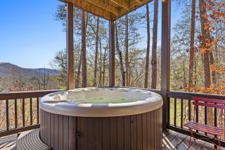 Camp Wildgrove - 4 Br with Hot Tub & Stunning Views - 3