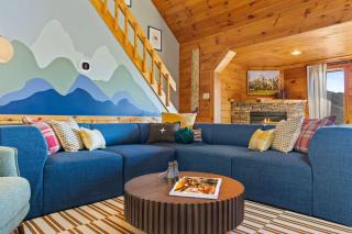 Camp Wildgrove - 4 Br with Hot Tub & Stunning Views - Blue Ridge - 9