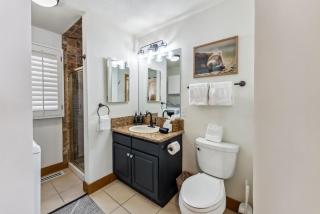 Apres Ski Haven Pet Friendly with Private Hot tub - 3