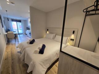 VV Almansa Canteras I "by henrypole home" - Las Palmas - 1