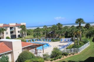 Oceanside complex B35 1 Bed 1 Bath Heated Pool - 5