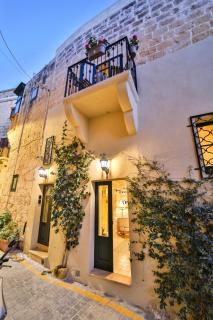 Bell & Beam - A Timeless Gozitan Stay in Victoria - 5