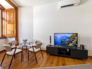 Chiado Stylish Bright Apt with AC - Lissabon - 8