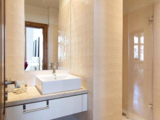 Chiado Stylish Bright Apt with AC - Lissabon - 4