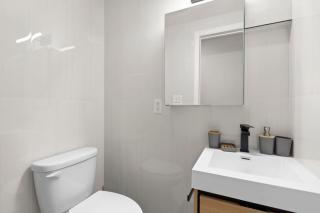 105- 4BRs in the Heart of the East Village - New York - 1
