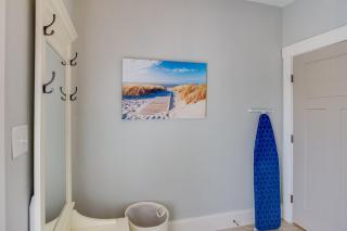 410B The King Neptune House - 5