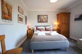 Vibrant 2 Bed, 2 Bath Home, Just Minutes to Town! - Ross on Wye - 8