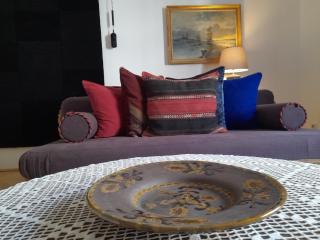 unique, top floor, individual suite - 7