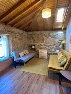 Nascente home place in nature next to a waterfall - Sande - 8