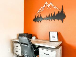 Family_Friendly 3BR 10 min from Peterson SFB - 3