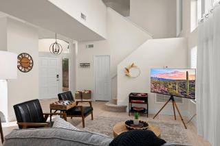 Amberwood - Phoenix - 1