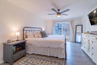 Cozy Family Haven in Sparks - Pet Friendly - Fenced Yard - 2